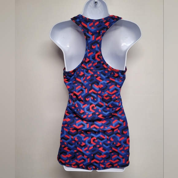 Athleta XS Racerback Flare Excellent Condition - Picture 2 of 3